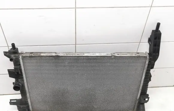 Ford Focus Coolant radiator Bv618005bb Bv618c342bd Bv618005b