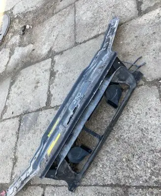 Volvo V70 Top upper radiator support slam panel 9430301