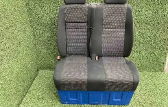 Front passenger seat