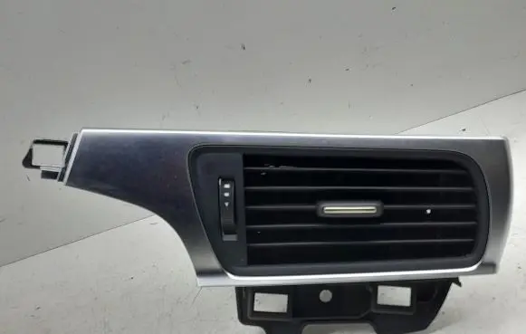 Audi A6 S6 C7 4G Dashboard side air vent grill/cover trim 4G1820901