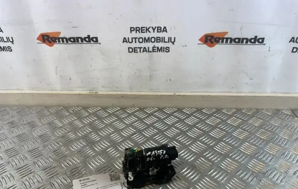 Renault Master II Front door lock