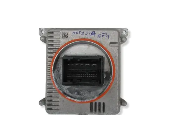 Skoda Octavia Mk4 LED ballast control module 992941572CD