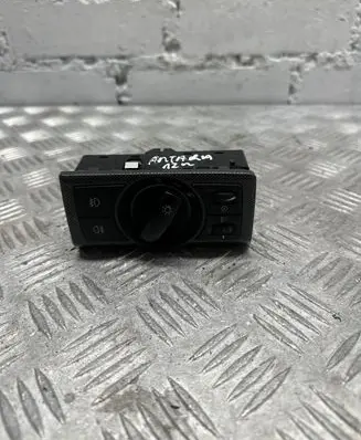 Opel Antara Light switch 20988694