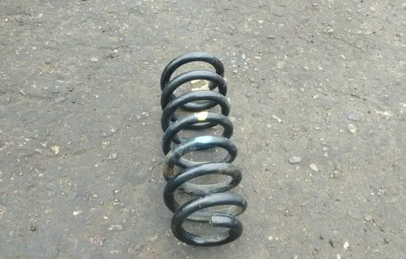 Peugeot 607 Rear coil spring