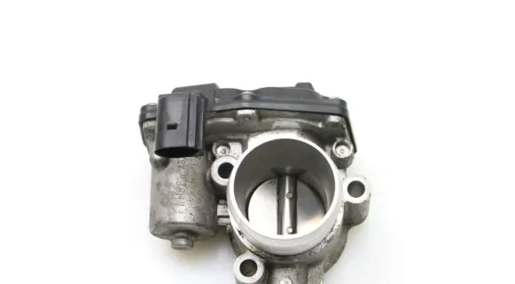 Ford Focus Throttle valve CM5G9F991FB