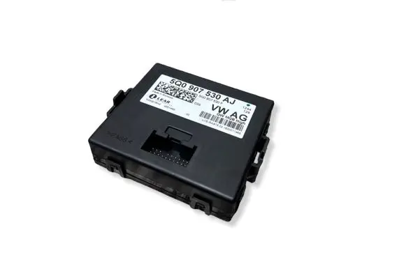 Volkswagen Golf Sportsvan Gateway control module 5Q0907530AJ 5Q0907530F