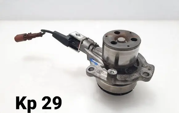 Volkswagen PASSAT B8 Water pump 010289801KT