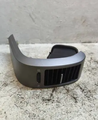 Toyota Prius (XW20) Dashboard side air vent grill/cover trim 5565047060 4556617040 5566147040