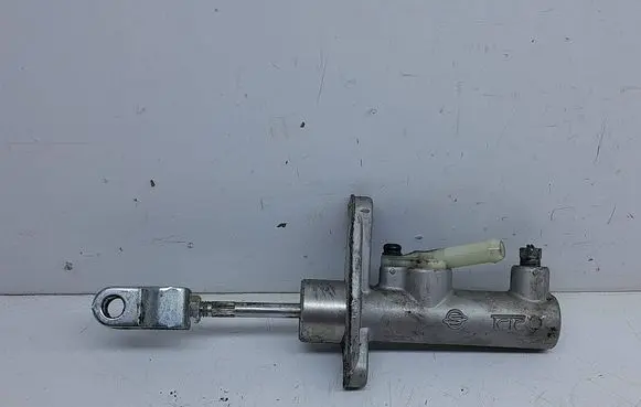 SsangYong Korando Clutch master cylinder