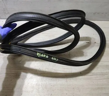 Suzuki Vitara (LY) Trunk rubber seal (body) 