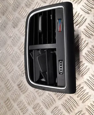 Audi Q5 SQ5 Rear air vent grill 8K0819203J