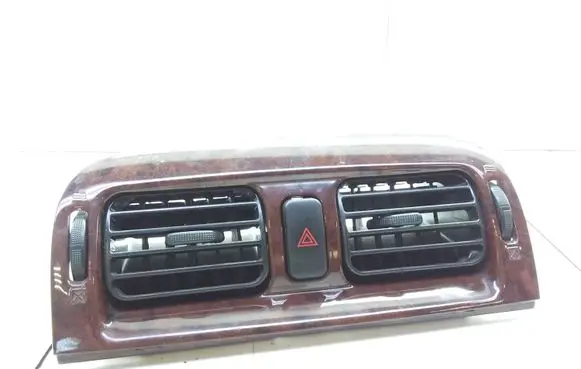 Mazda 626 Dash center air vent grill GM933