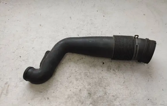 Volkswagen Transporter - Caravelle T4 Air intake hose/pipe 028129627L 038129627