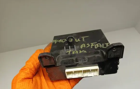Subaru Outback Air conditioner control unit module 72343AJ12A TN1776008483