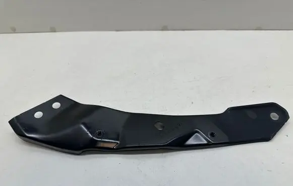 Radiator support slam panel bracket