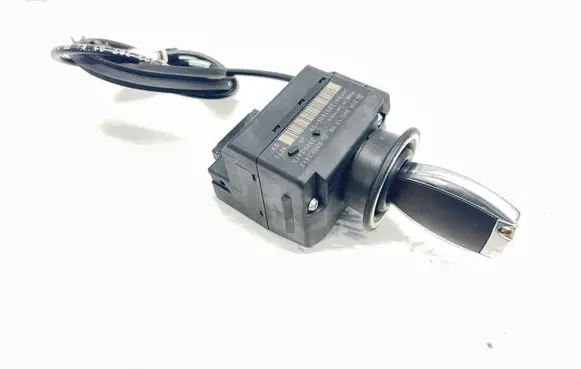 Mercedes-Benz CLK A209 C209 Ignition lock 2095451308