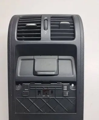 Volkswagen PASSAT B6 Dash center air vent grill 3C0863615 00943840