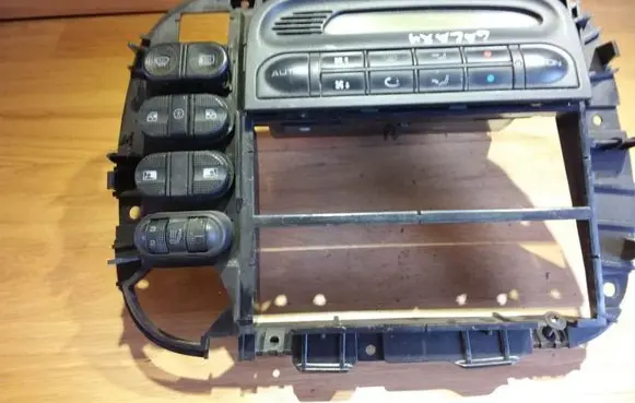 Ford Galaxy Climate control unit 7M0907040S