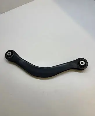 Rear control arm
