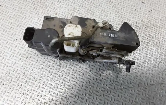 Opel Frontera B Rear door lock 16637561