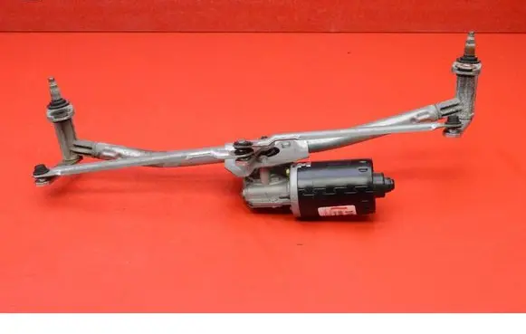 Volkswagen Golf IV Front wiper linkage and motor