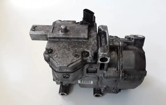 Toyota Prius (XW30) Air conditioning (A/C) compressor (pump) 0422000420