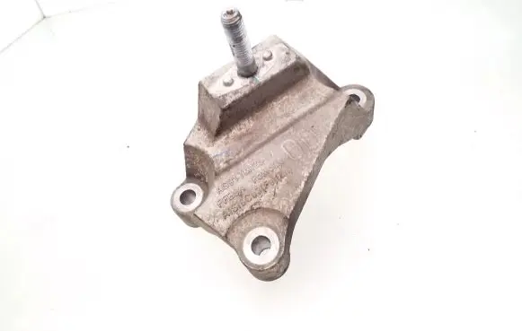 Ford Mondeo MK IV Engine mounting bracket AG917M125DA