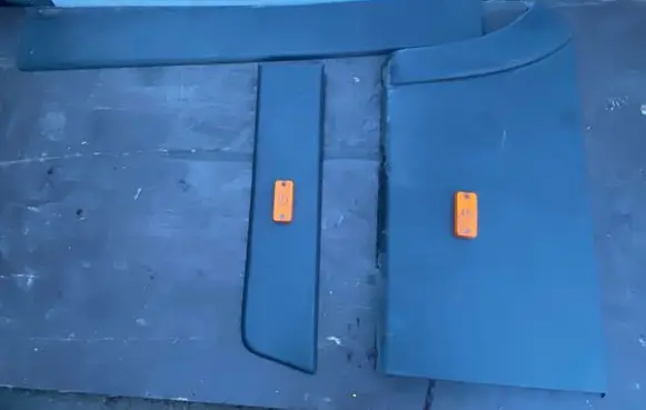 Peugeot Boxer Front door trim (molding) 1306612070