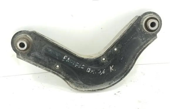 Chrysler Pacifica Rear control arm 68235367B