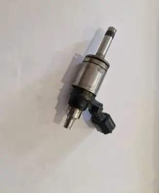 Ford Fusion II Fuel injector CM5EBB