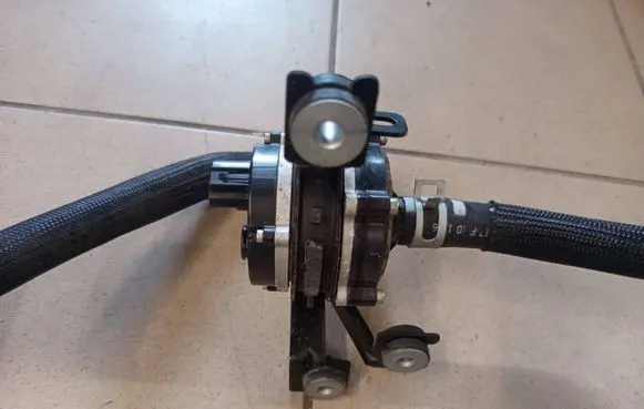 Hyundai Ioniq Water pump 369002B100 20170719 PA66GF25