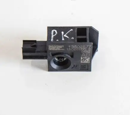 Chevrolet Volt I Airbag deployment crash/impact sensor 13502577