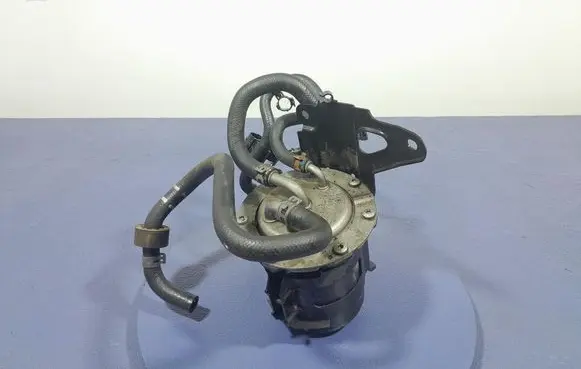 Audi Q7 4L Fuel filter housing 4M0127401G