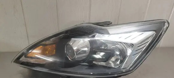Ford Focus Headlight/headlamp 8M5113D155CF