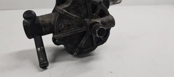 KIA Sorento Vacuum pump