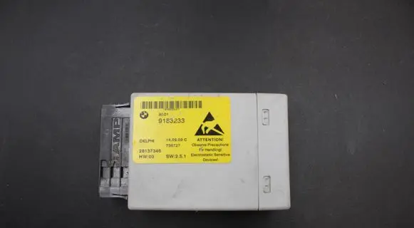 BMW 5 E60 E61 Center console control module 9183233 28137346 736727