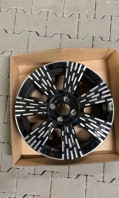 Fiat 600 R17 alloy rim 52226192