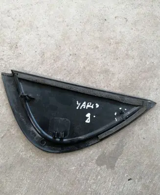 Toyota Yaris XP210 Other rear door trim element 757070D010