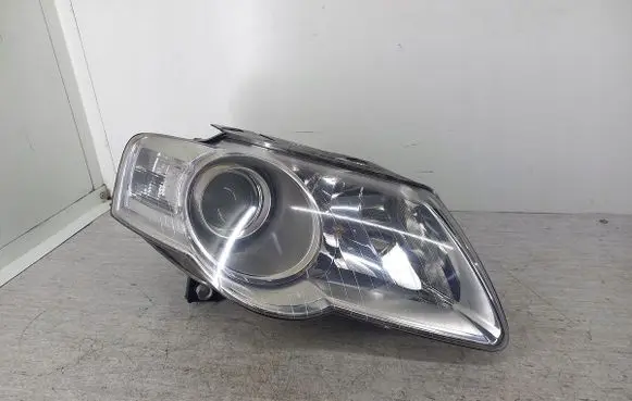 Volkswagen PASSAT B6 Headlight/headlamp 206739TYC