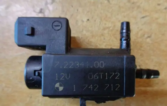 BMW 3 E90 E91 Vacuum valve 72234100 1742712