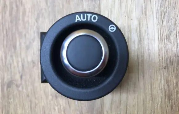 Land Rover Range Rover L405 Steering wheel adjustment switch FW936465BB
