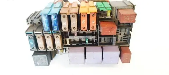 Renault Laguna II Fuse box set 7700821864