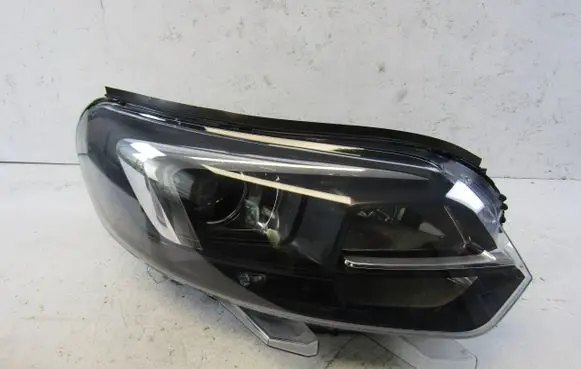 Opel Vivaro Headlight/headlamp 9832836480