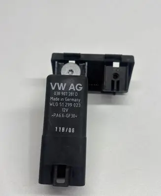 Skoda Superb B6 (3T) Glow plug pre-heat relay 038907281D 05129902