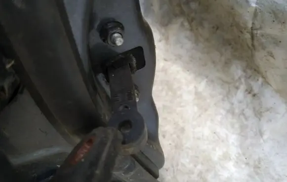 Lexus GS 300 400 430 Rear door check strap stopper
