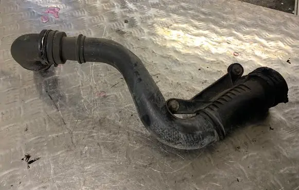Volkswagen PASSAT B6 Intercooler radiator 1K0145762CL