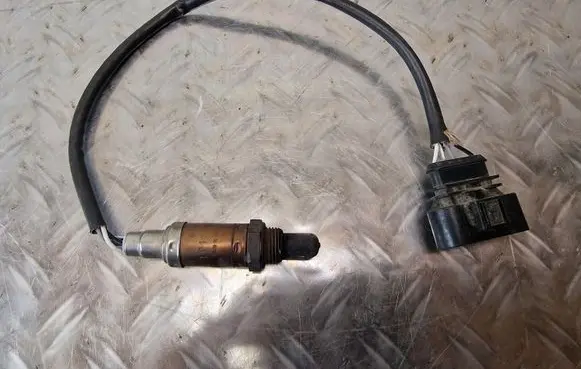 Audi A4 S4 B5 8D Lambda probe sensor 030906265AE