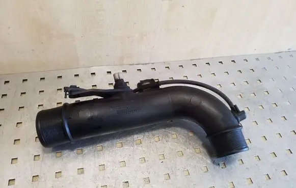 Toyota Corolla Verso AR10 Intercooler hose/pipe 173620R010