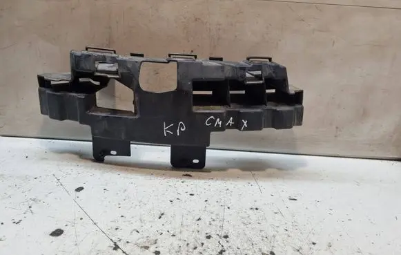 Front bumper mounting bracket