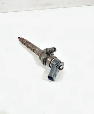 Fuel injector